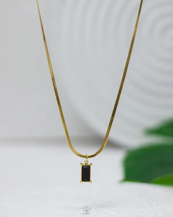 black straus snake necklace