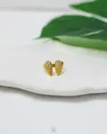 white rasin wings ring