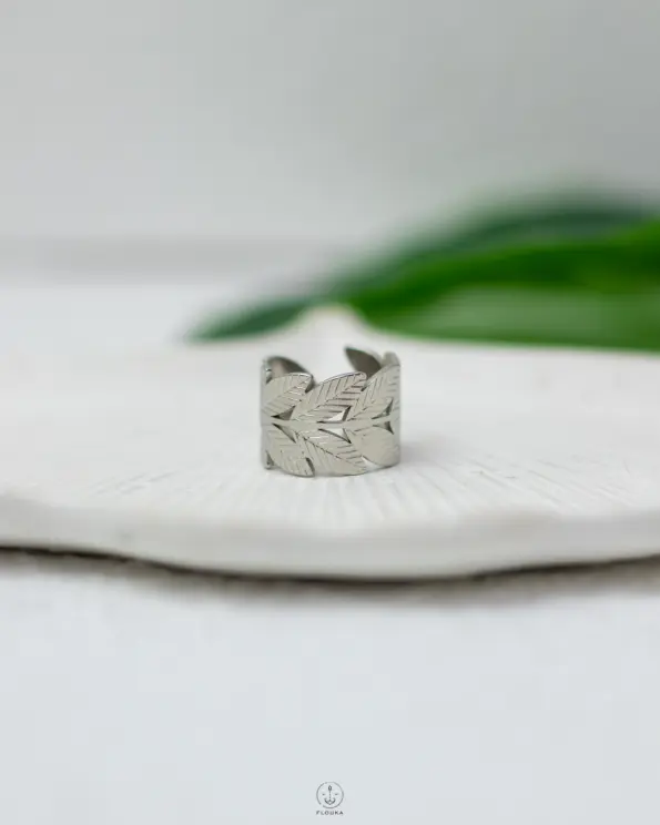 leafs silver ring