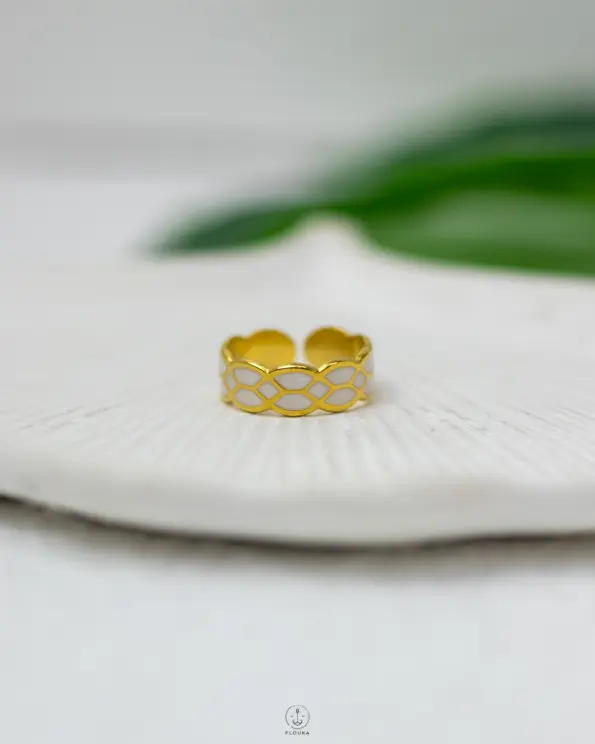 WHITE RASIN gold ring