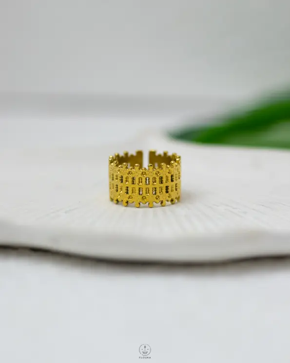 wide gold ring