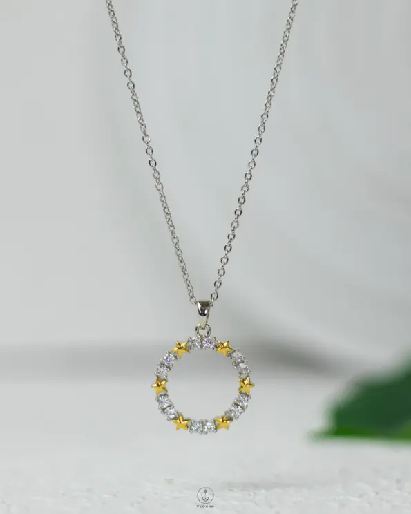 gold stars circule neckless