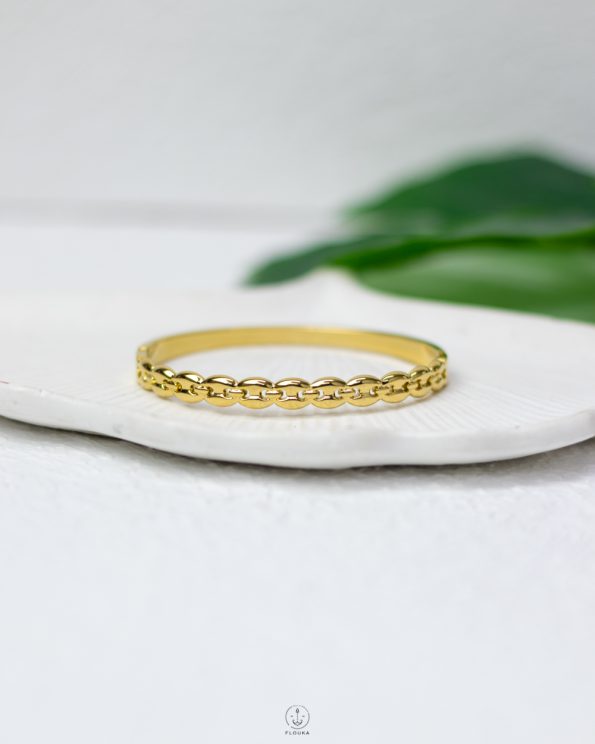gold chain bracelet