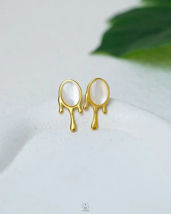 teardrob cateye Earring