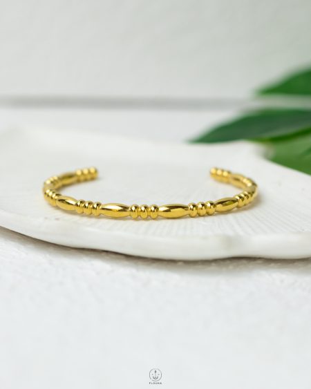 gold balls bracelet