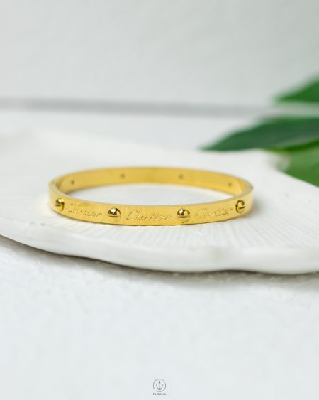 pump nail cartier bracelet