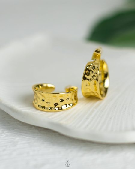 gold earens