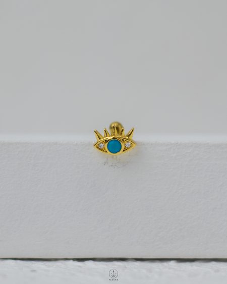 eye piercing
