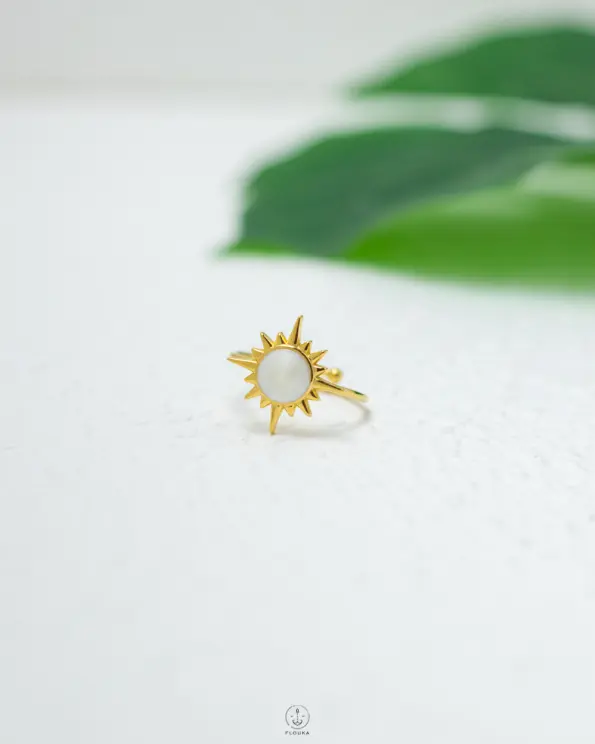 white sun ring