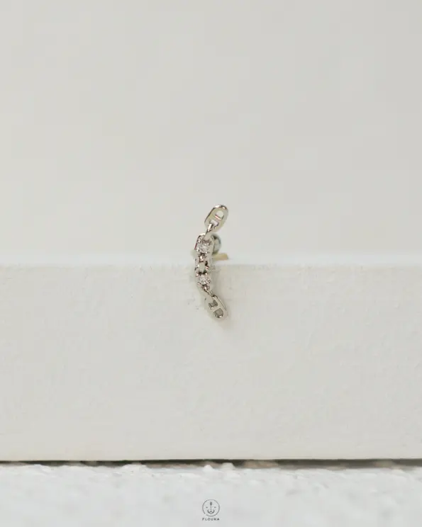 silver shain strus piercing