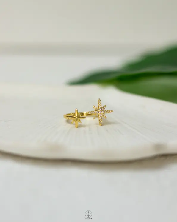 spacestar strus free size ring
