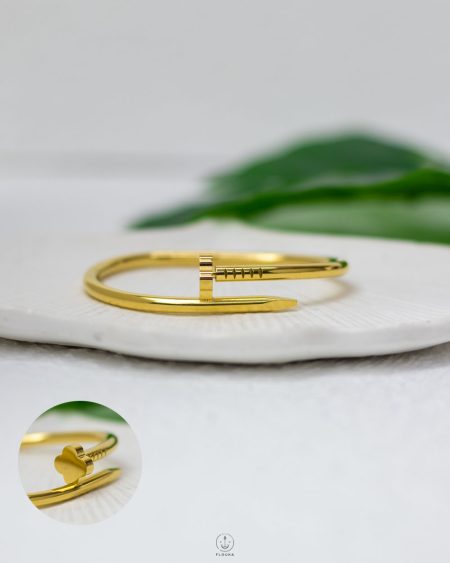vancleef nail bracelet