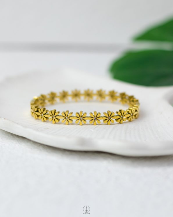 many flowers bracelet