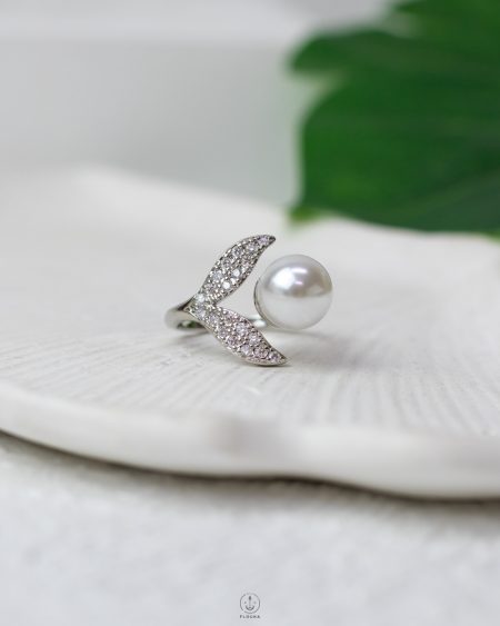 fake peral strus ring