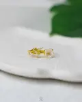 white flower gold ring