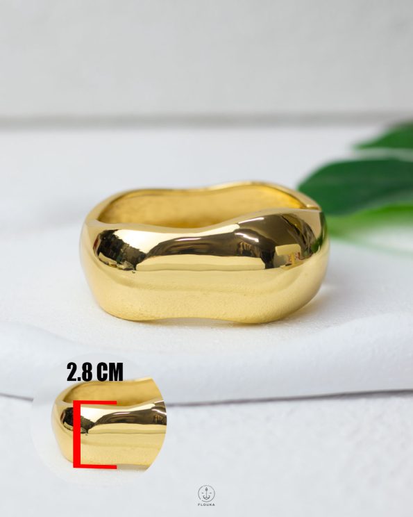 wavy pump gold bracelet