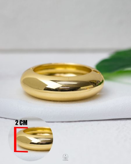 Pump gold bracelet