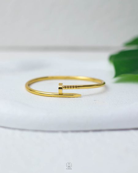 thin nail cartier