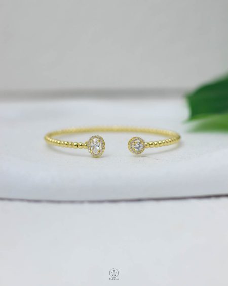 easy open white straus bracelet