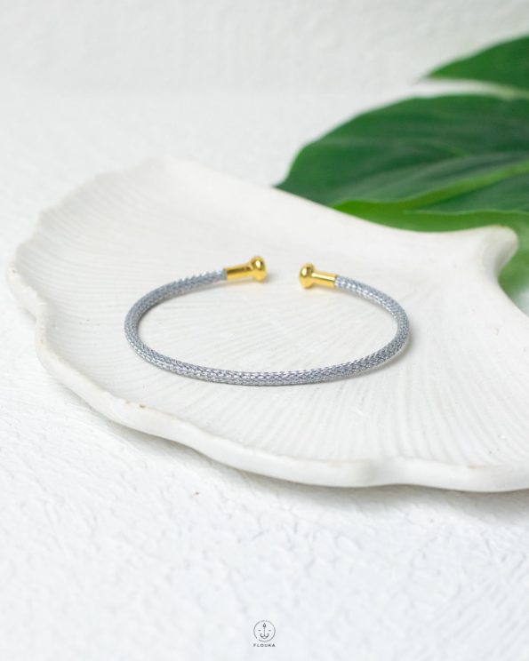 GRAY BANGLE