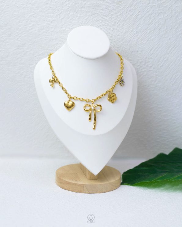 gold tie & heart gold necklace
