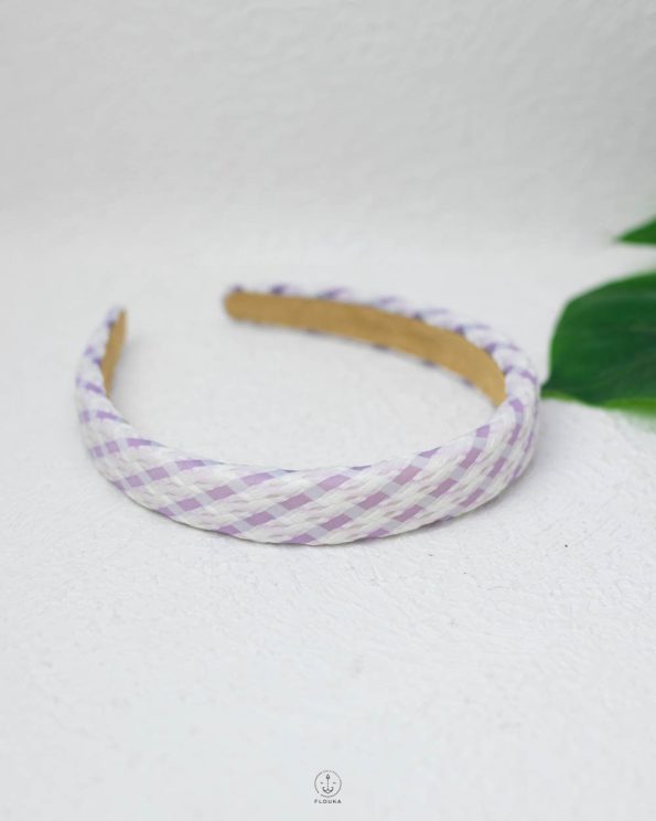 purple & white collar
