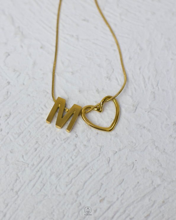 litter M gold trendy heart necklace