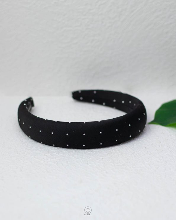 black struas coller