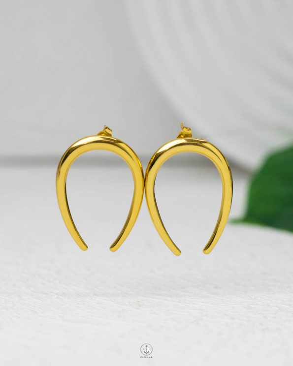 gold Horseshoe earring