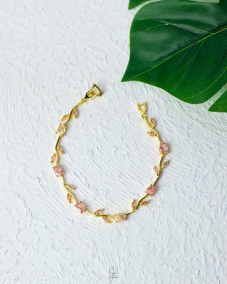 pink & white Tulip bracelet