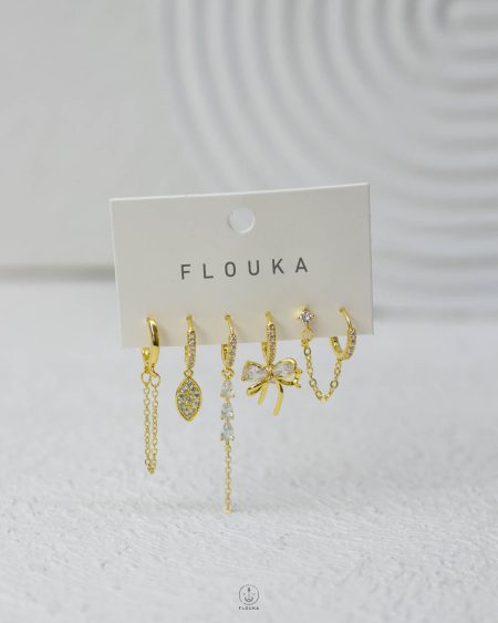 white struas gold earring set