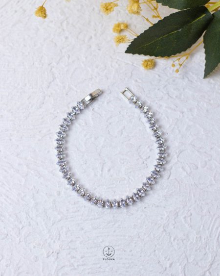 big Fangs silver tinnes bracelet