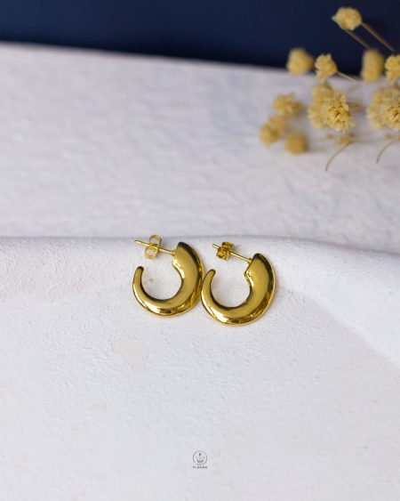 gold circle earring