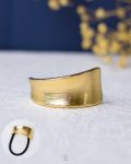 gold curve tokka